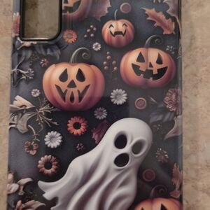 Samsung Galaxy S22 Pumpkin and Ghost Phone Case - Black and Orange